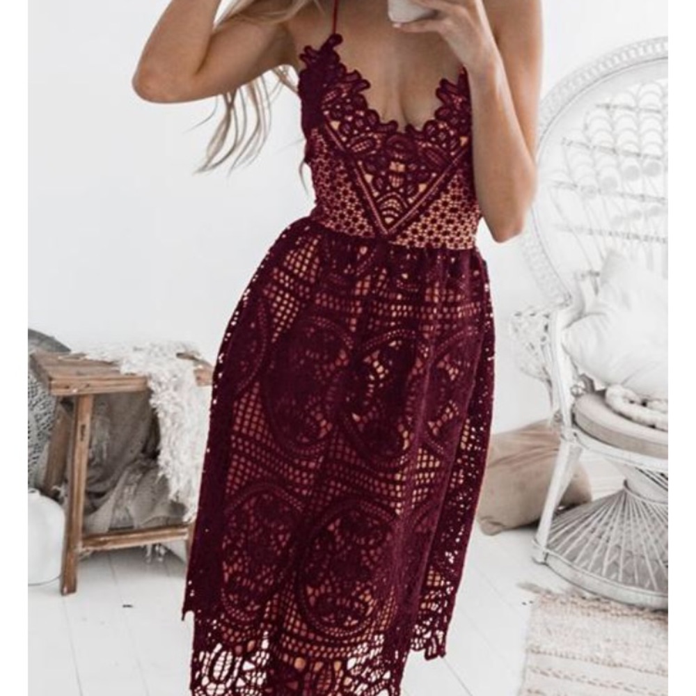 Wine red medium length dress